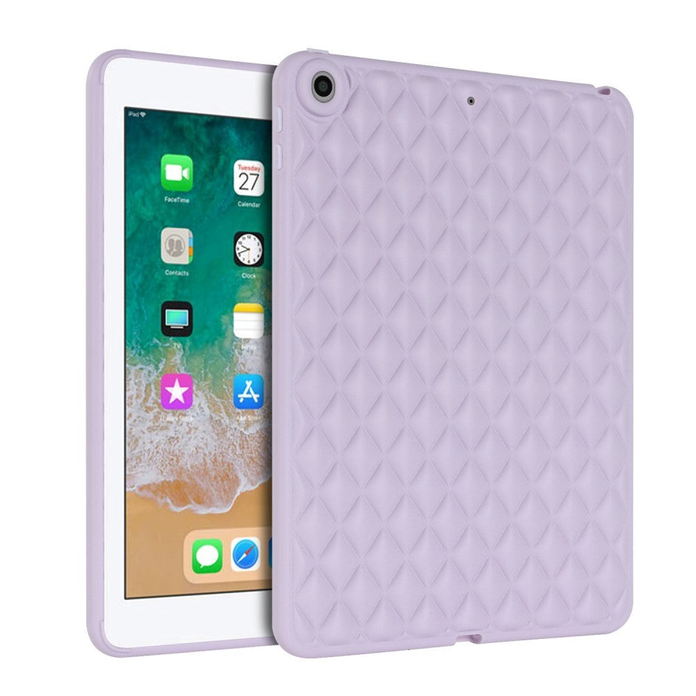 Ipad      2018-2017    Ipad Air   Fleksibelt Plastik Bagside Cover Rhombe Design Lilla
